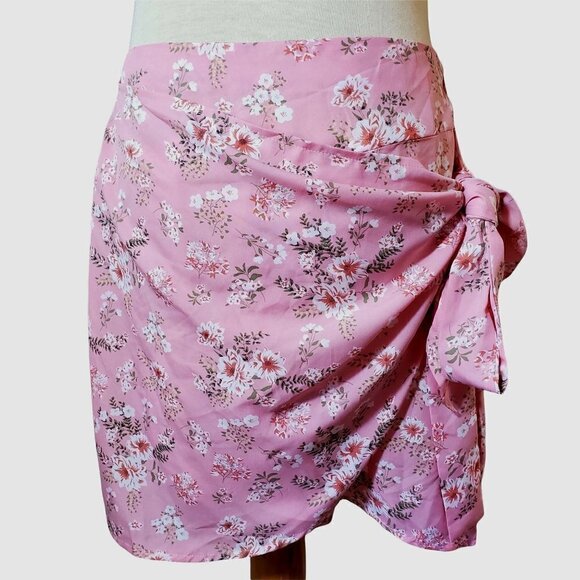Shein Lightweight Pink Floral Wrap Skirt Asymmetrical Polyester Womens Large - Picture 1 of 6